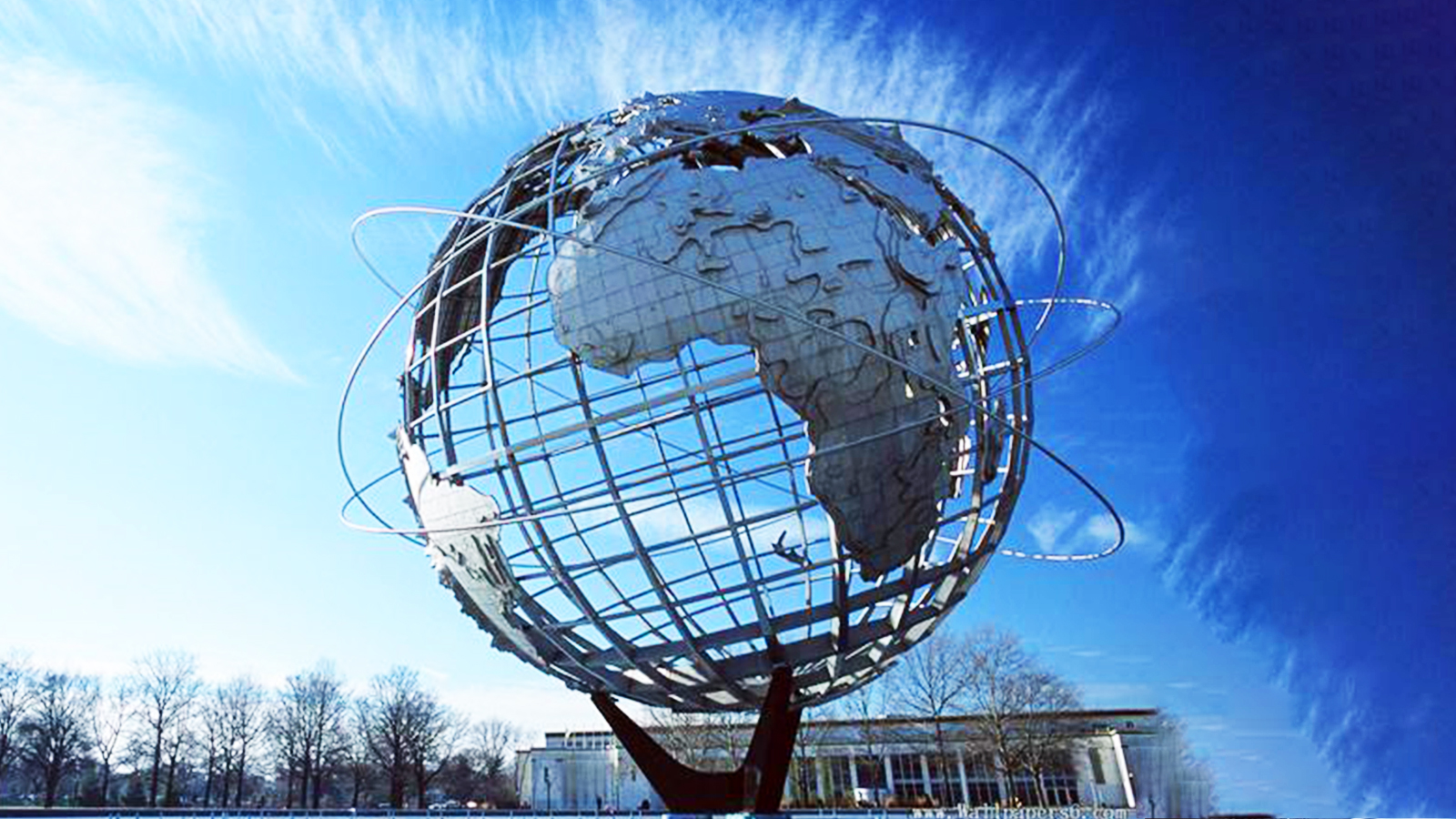 Stainless steel twist square sculpture factory
