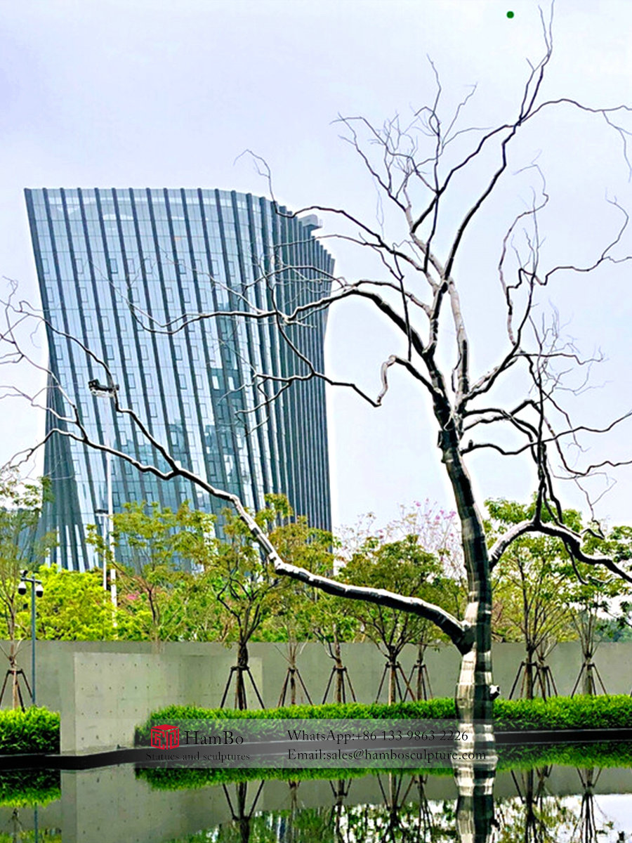 Stainless steel tree sculpture in square